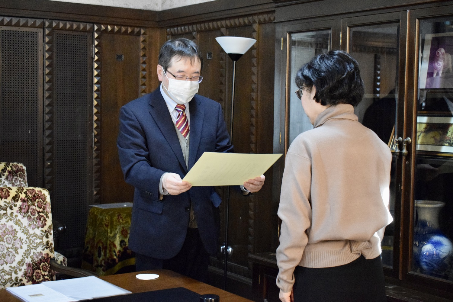 家森所長より感謝状の贈呈